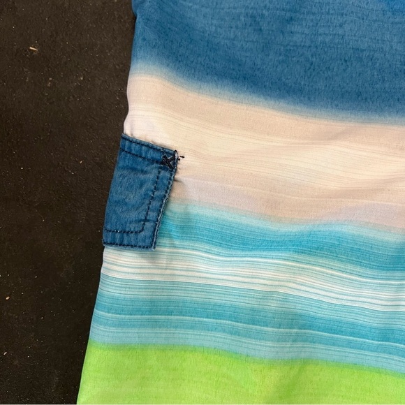 🔥SALE- any 4/$20. Boys Board Short - Picture 3 of 4